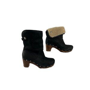 Ugg Lynnea Black Leather Fold-Over Boot w/ Wooden Outsole Women's Size 5